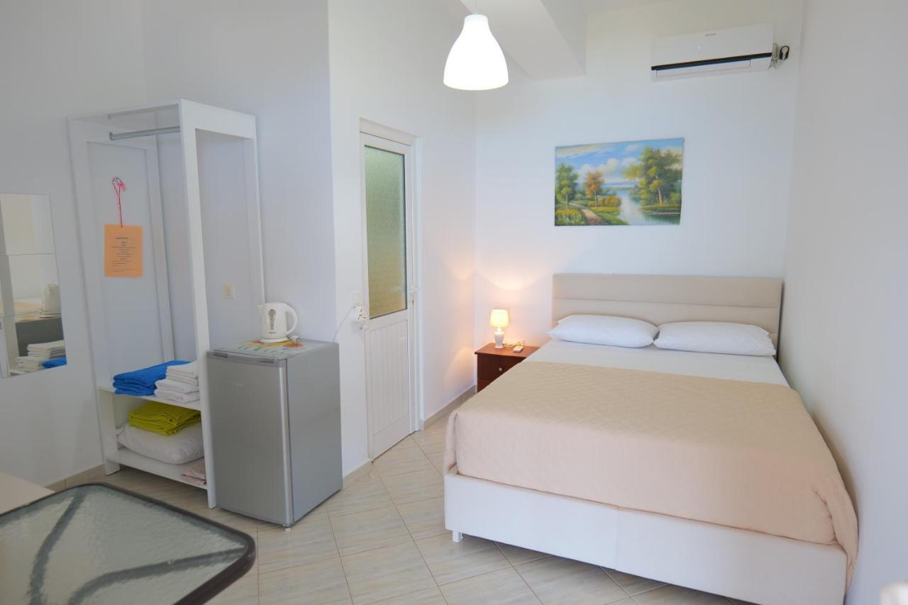 Sunset Villas Qëparo Exteriér fotografie