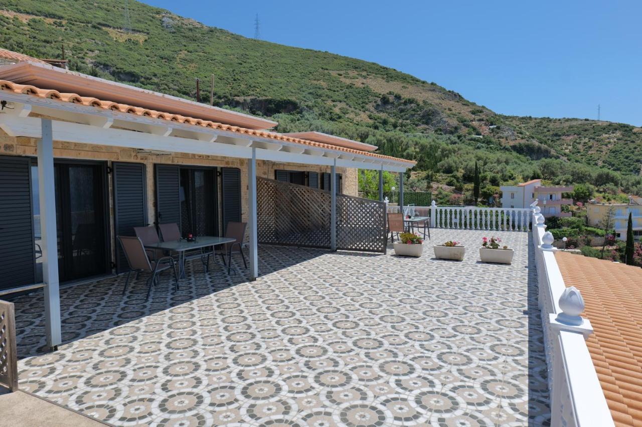 Sunset Villas Qëparo Exteriér fotografie