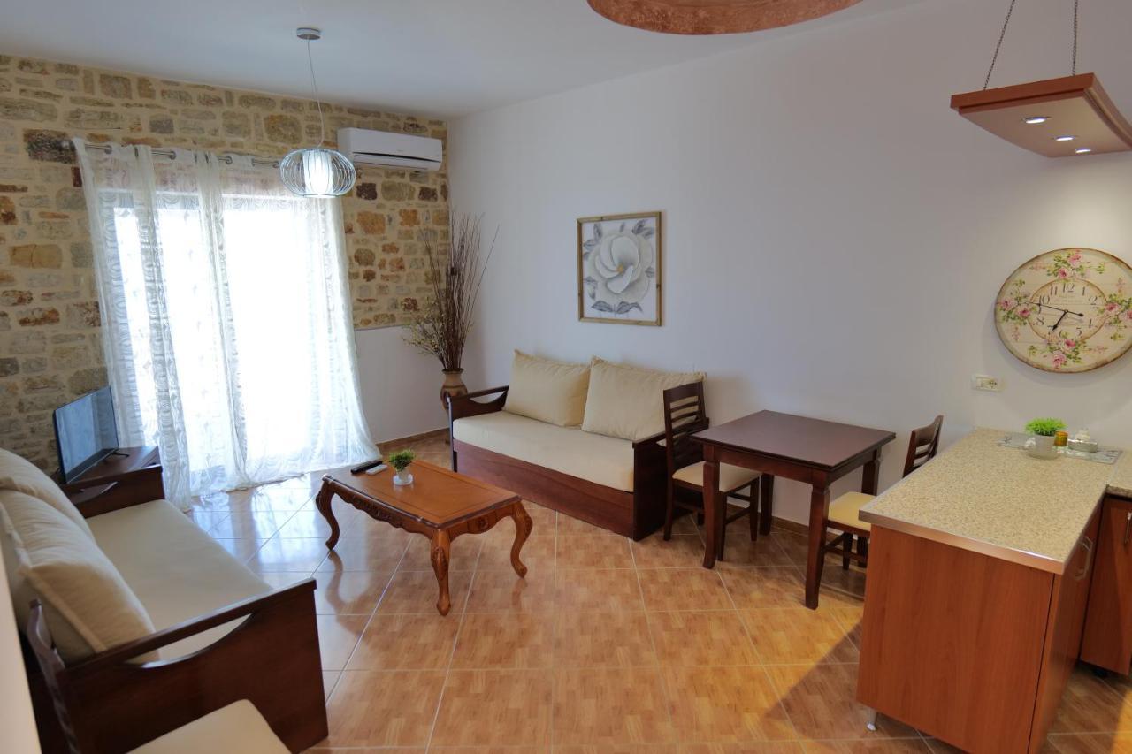 Sunset Villas Qëparo Exteriér fotografie