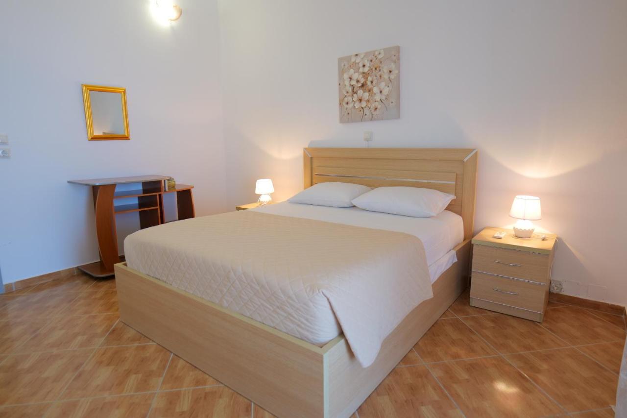 Sunset Villas Qëparo Exteriér fotografie